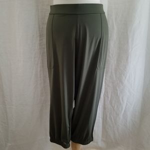 Lisa Rinna Army Green Banded Bottom Cropped Pants